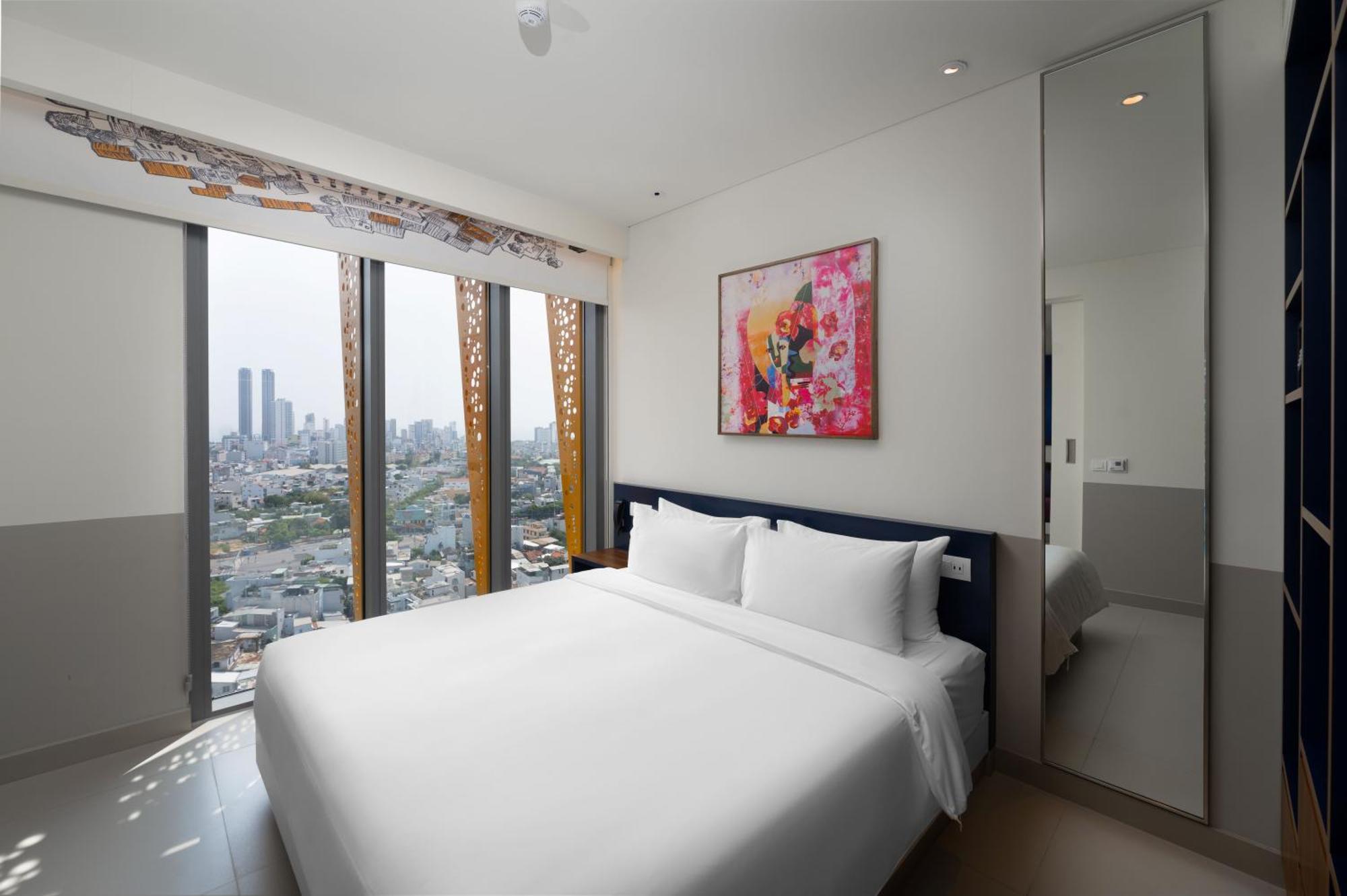 Wink Icon Hotel Danang Riverside - Luxury Suites - 24Hrs Stay & Rooftop Pool Bar エクステリア 写真