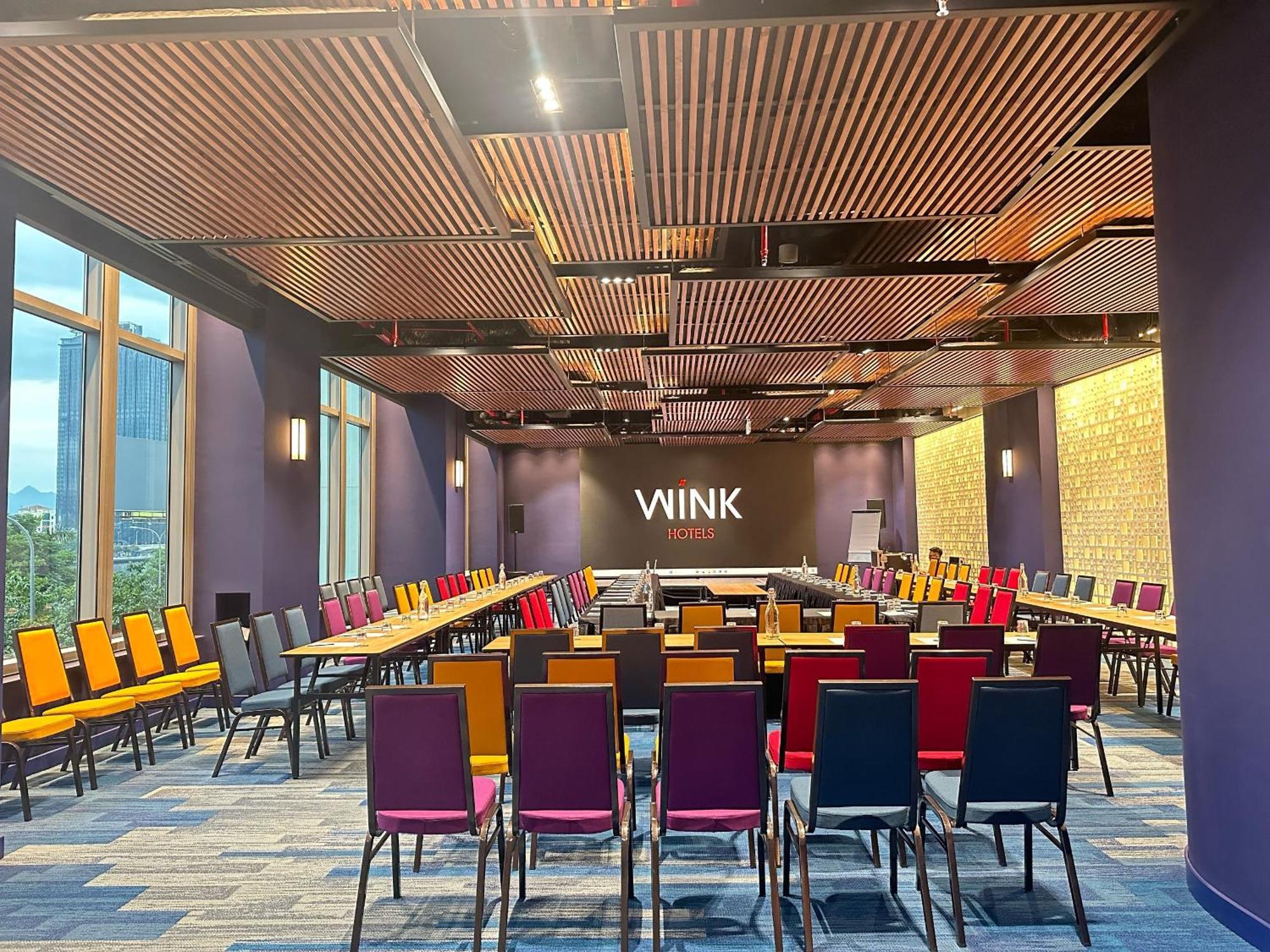 Wink Icon Hotel Danang Riverside - Luxury Suites - 24Hrs Stay & Rooftop Pool Bar エクステリア 写真