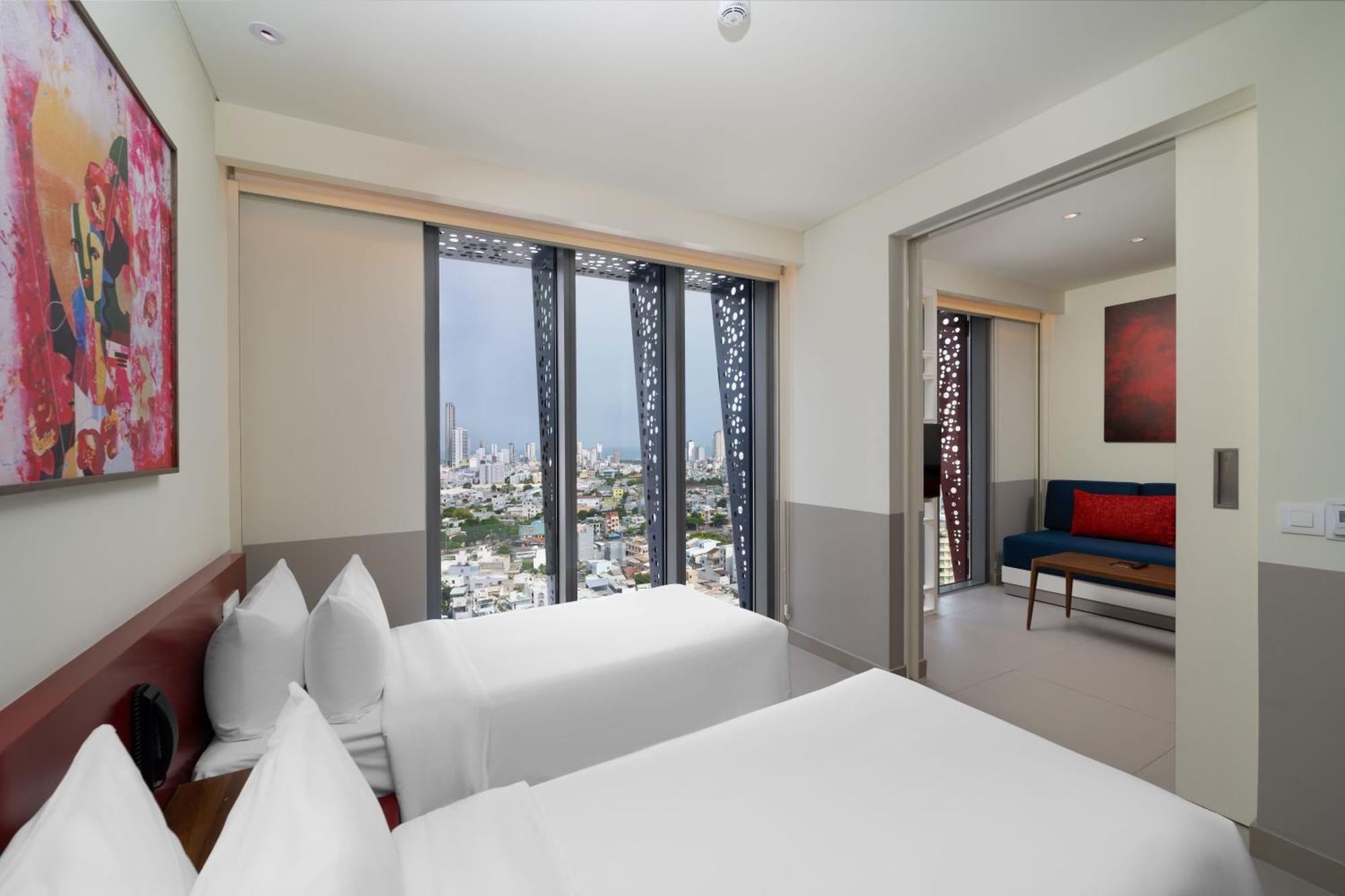 Wink Icon Hotel Danang Riverside - Luxury Suites - 24Hrs Stay & Rooftop Pool Bar 部屋 写真