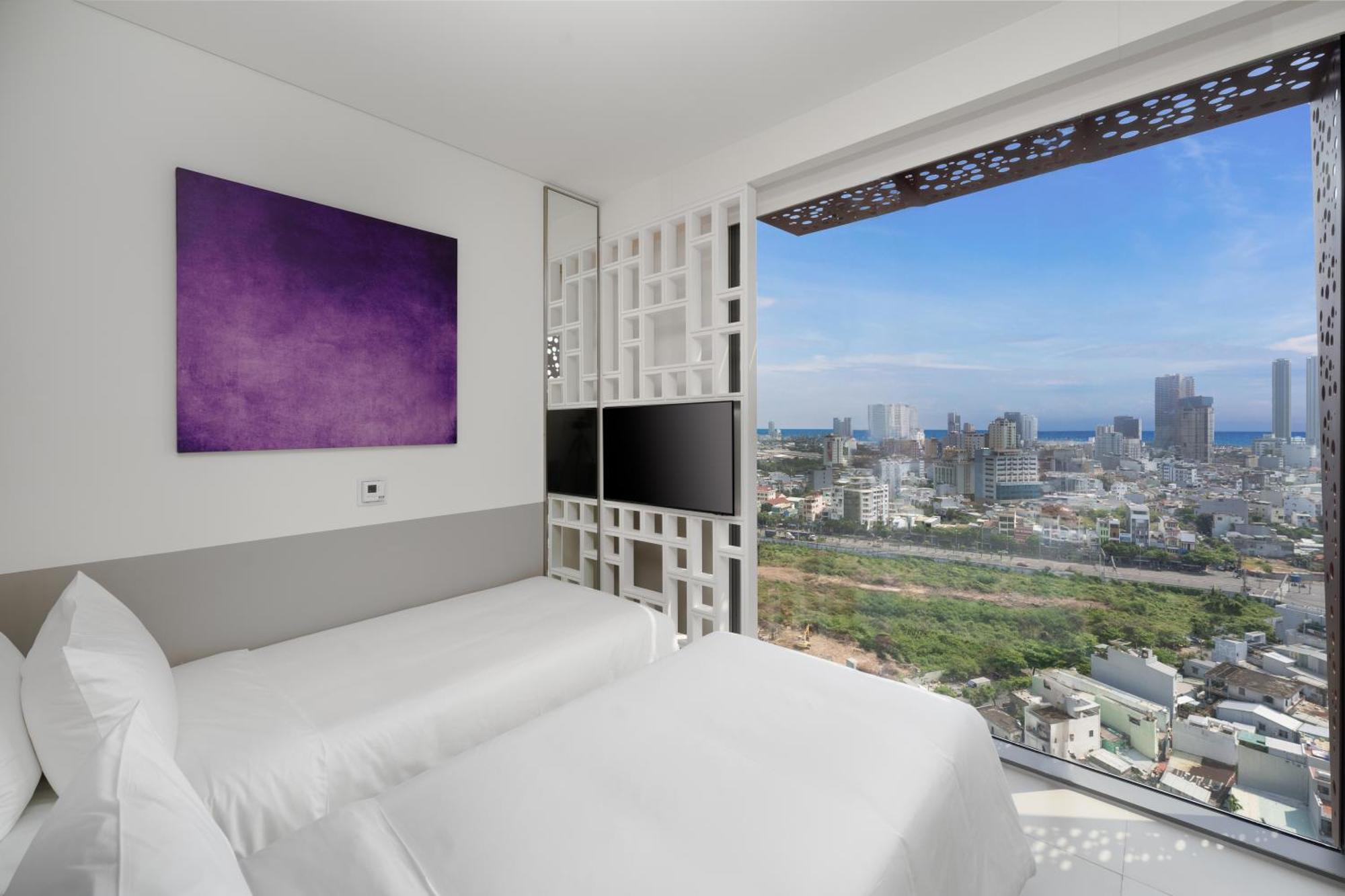 Wink Icon Hotel Danang Riverside - Luxury Suites - 24Hrs Stay & Rooftop Pool Bar エクステリア 写真